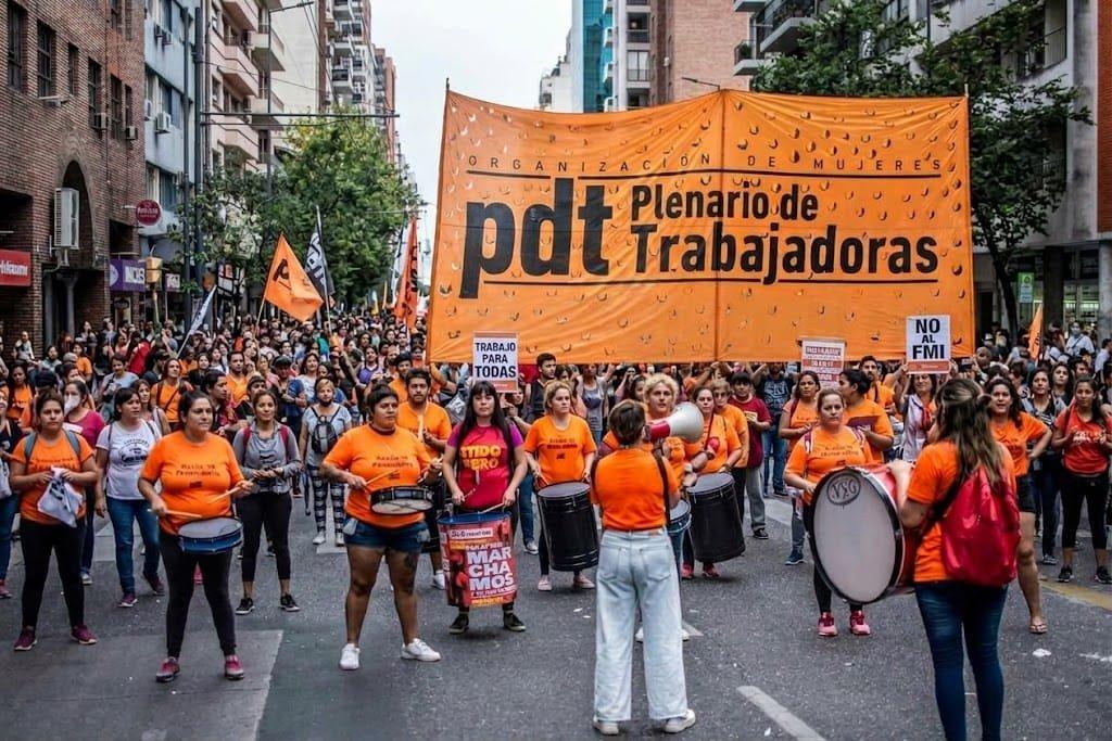 “¡Fuera Milei!”, la consigna del acto del Plenario de Trabajadoras en el encuentro de mujeres y diversidades