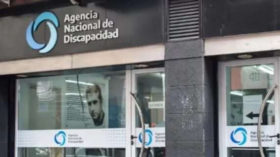 Sobreprecios en la Andis: licitaciones amañadas y facturas con aumentos de más del 4.000%