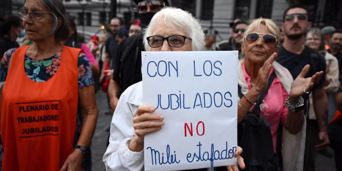 "Plan platita" a costa de los jubilados