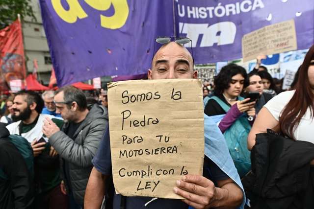 A 5 marchas universitarias y 364 días de incumplimiento, un solo camino a seguir