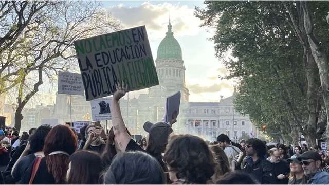 El 15 de octubre los estudiantes vamos al Congreso en defensa de la universidad y contra la entrega de tierras
